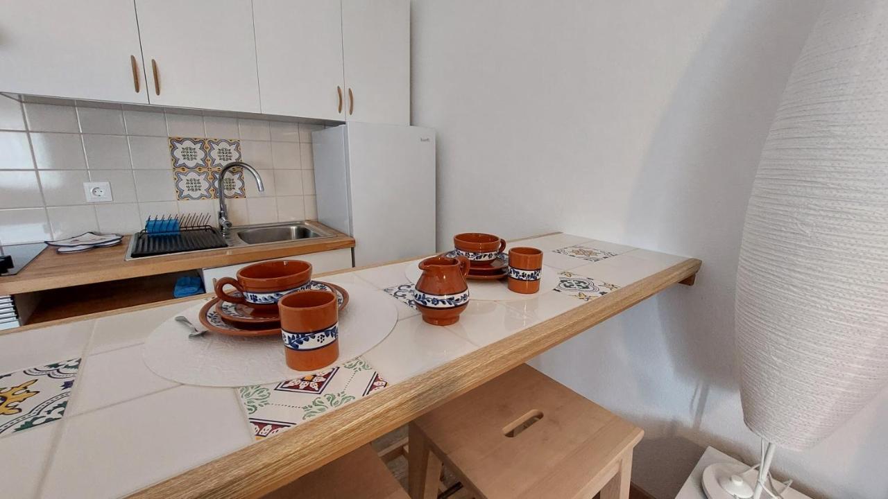 Azulejos Em Portugal Apartment Quarteira Bagian luar foto